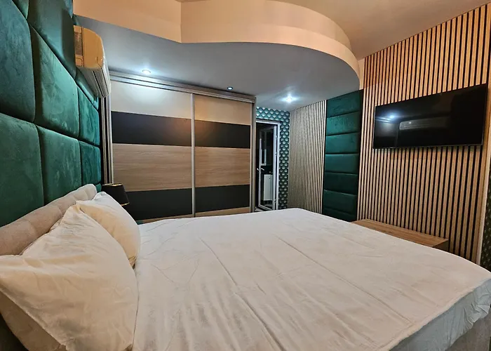 Deluxe Zimmer mit Kingsize-Bett