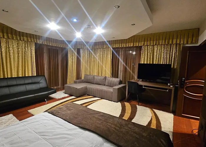 Deluxe Suite